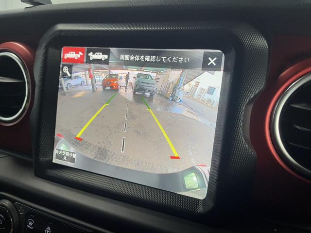 ジープ・グラディエーター ルビコン ワンオーナー レザーシート シートヒーター AppleCarplay Bluetooth 純正ナビ フルセグ LEDヘッド 前面衝突警報 アダプティブクルーズコントロール バックカメラ 認定中古車保証(8枚目)