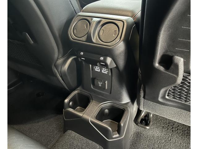ジープ・グラディエーター ルビコン ワンオーナー レザーシート シートヒーター AppleCarplay Bluetooth 純正ナビ フルセグ LEDヘッド 前面衝突警報 アダプティブクルーズコントロール バックカメラ 認定中古車保証(72枚目)