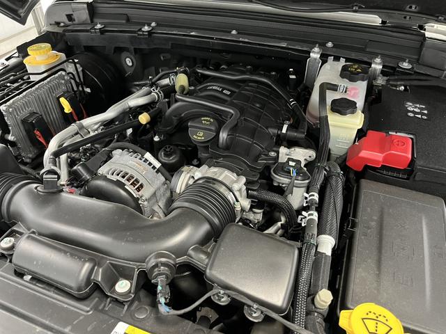 ジープ・グラディエーター ルビコン ワンオーナー レザーシート シートヒーター AppleCarplay Bluetooth 純正ナビ フルセグ LEDヘッド 前面衝突警報 アダプティブクルーズコントロール バックカメラ 認定中古車保証(75枚目)