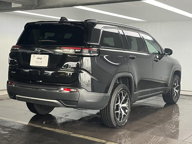 ジープ・コマンダー 　弊社デモカ―　ＡｐｐｌｅＣａｒｐｌａｙ　Ｂｌｕｅｔｏｏｔｈ　純正ナビゲーション　レザーシート　シートヒーター　パワーシート　電動リアゲート　バックカメラ　アダプティブクルーズコントロール（14枚目）