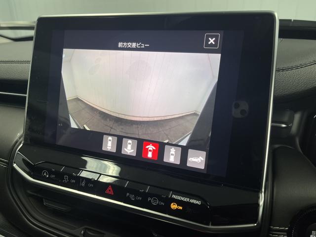 ジープ・コマンダー 　弊社デモカ―　ＡｐｐｌｅＣａｒｐｌａｙ　Ｂｌｕｅｔｏｏｔｈ　純正ナビゲーション　レザーシート　シートヒーター　パワーシート　電動リアゲート　バックカメラ　アダプティブクルーズコントロール（26枚目）