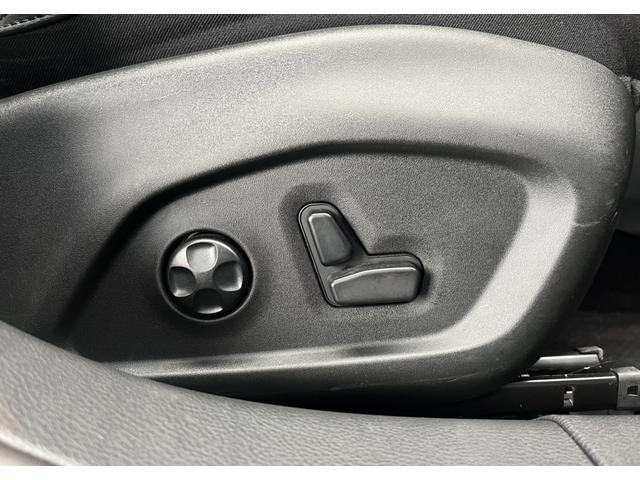 ジープ・コマンダー 　弊社デモカ―　ＡｐｐｌｅＣａｒｐｌａｙ　Ｂｌｕｅｔｏｏｔｈ　純正ナビゲーション　レザーシート　シートヒーター　パワーシート　電動リアゲート　バックカメラ　アダプティブクルーズコントロール（73枚目）