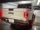 CHRYSLER JEEP JEEP GLADIATOR