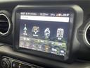 サハラ　新車保証継承　ナビゲーションシステム　フルセグＴＶ　バック　フロント　サイドカメラ　レザーシート　ＬＥＤヘッドライト　ＣａｒＰｌａｙ　レザーシート　シートヒーター　純正アルミホイール（32枚目）