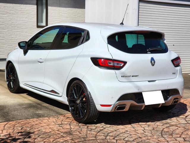 ルーテシア ルノースポール トロフィー 後期モデル ワンオーナー 記録簿 RSドライブモード Bluetooth 禁煙車 パドルシフト LEDヘッドライト クルコン プッシュスタート 純正ブラックAW レッドキャリパー(2枚目)