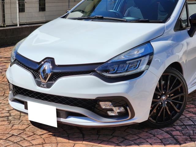 ルーテシア ルノースポール トロフィー 後期モデル ワンオーナー 記録簿 RSドライブモード Bluetooth 禁煙車 パドルシフト LEDヘッドライト クルコン プッシュスタート 純正ブラックAW レッドキャリパー(5枚目)