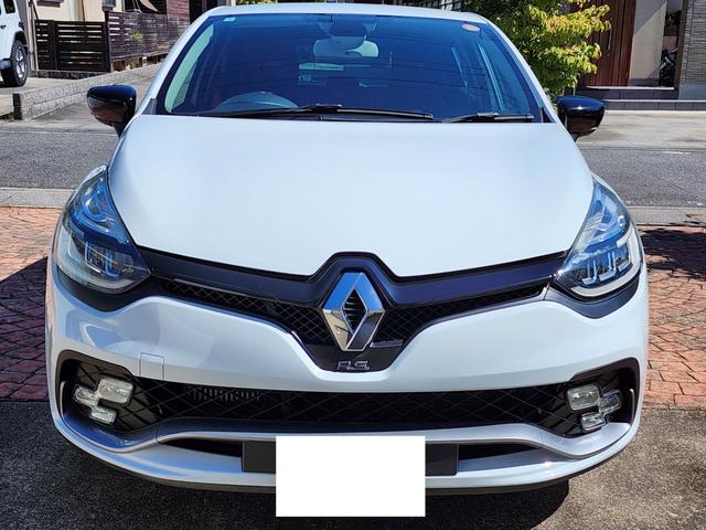 ルーテシア ルノースポール トロフィー 後期モデル ワンオーナー 記録簿 RSドライブモード Bluetooth 禁煙車 パドルシフト LEDヘッドライト クルコン プッシュスタート 純正ブラックAW レッドキャリパー(10枚目)