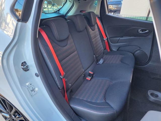 ルーテシア ルノースポール トロフィー 後期モデル ワンオーナー 記録簿 RSドライブモード Bluetooth 禁煙車 パドルシフト LEDヘッドライト クルコン プッシュスタート 純正ブラックAW レッドキャリパー(18枚目)