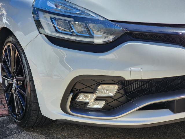 ルーテシア ルノースポール トロフィー 後期モデル ワンオーナー 記録簿 RSドライブモード Bluetooth 禁煙車 パドルシフト LEDヘッドライト クルコン プッシュスタート 純正ブラックAW レッドキャリパー(25枚目)