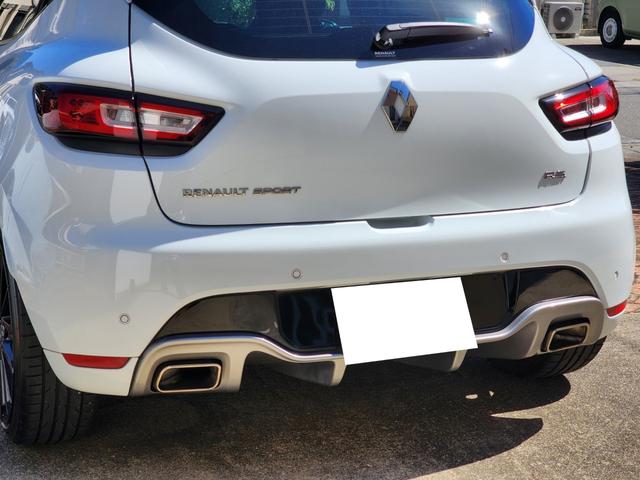 ルーテシア ルノースポール トロフィー 後期モデル ワンオーナー 記録簿 RSドライブモード Bluetooth 禁煙車 パドルシフト LEDヘッドライト クルコン プッシュスタート 純正ブラックAW レッドキャリパー(36枚目)