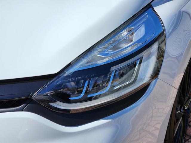 ルーテシア ルノースポール トロフィー 後期モデル ワンオーナー 記録簿 RSドライブモード Bluetooth 禁煙車 パドルシフト LEDヘッドライト クルコン プッシュスタート 純正ブラックAW レッドキャリパー(38枚目)