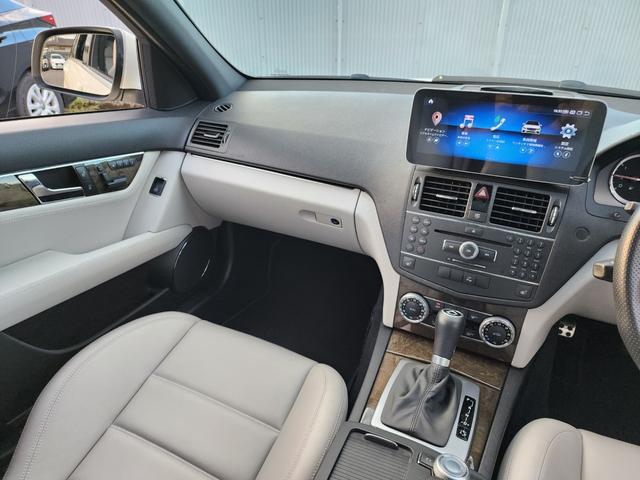 Cクラスステーションワゴン C63 AMG ステーションワゴン androidディスプレイ 純正ディスプレイ有 正規ディーラー車 記録簿H20、21、22、25、27、28、29、30、R1、2、3、4、5、6 サンルーフ パワーテール 本革 シートヒーター(15枚目)