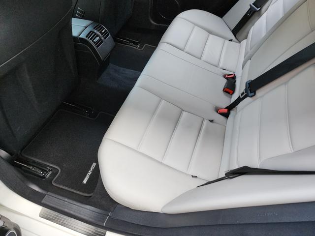 Cクラスステーションワゴン C63 AMG ステーションワゴン androidディスプレイ 純正ディスプレイ有 正規ディーラー車 記録簿H20、21、22、25、27、28、29、30、R1、2、3、4、5、6 サンルーフ パワーテール 本革 シートヒーター(19枚目)