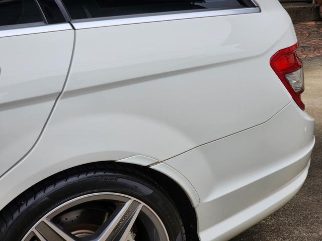 Cクラスステーションワゴン C63 AMG ステーションワゴン androidディスプレイ 純正ディスプレイ有 正規ディーラー車 記録簿H20、21、22、25、27、28、29、30、R1、2、3、4、5、6 サンルーフ パワーテール 本革 シートヒーター(36枚目)