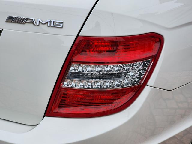 Cクラスステーションワゴン C63 AMG ステーションワゴン androidディスプレイ 純正ディスプレイ有 正規ディーラー車 記録簿H20、21、22、25、27、28、29、30、R1、2、3、4、5、6 サンルーフ パワーテール 本革 シートヒーター(44枚目)