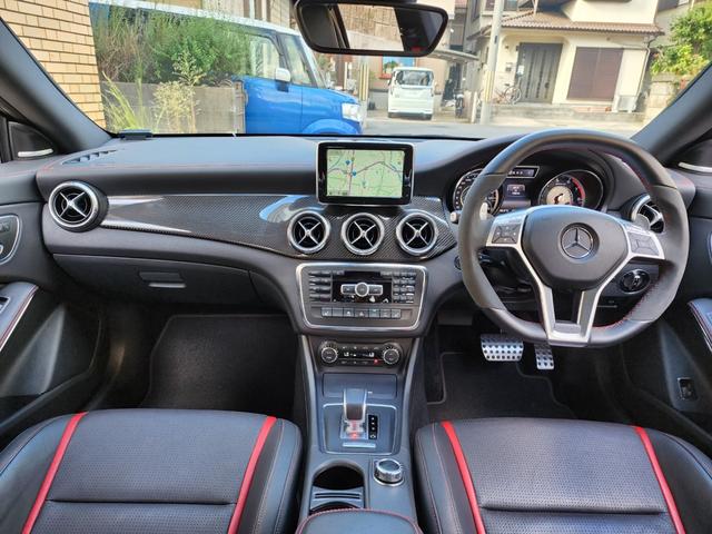 ＣＬＡクラス ＣＬＡ４５　ＡＭＧ　４マチック　ワンオーナー　ＡＭＧアドバンストパッケージ　ＡＭＧカーボンパッケージ　ディーラー管理車両　記録簿毎年分　パノラマルーフ　Ｈａｒｍａｎ／Ｋａｒｄｏｎサウンド　Ｂｌｕｅｔｏｏｔｈ　アダプティブクルコン（3枚目）