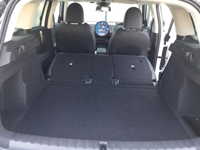 ＭＩＮＩ カントリーマンＤ　クラシック・トリム　弊社試乗車禁煙車　新型カントリーマン　ナノクホワイト黒ルーフ　クラシックトリム　全周囲カメラ　前席シートヒーター　ステアリングヒーター　電動シート　衝突被害軽減ブレーキ　前車追従クルーズコントロール（22枚目）