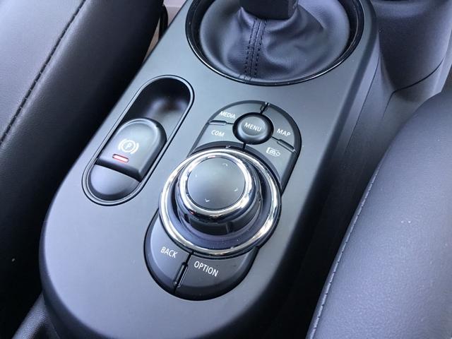ＭＩＮＩ クーパー　クラシック・トリム　弊社１オーナー　認定中古車　電動サイドブレーキ　ＡＣＣ　ペッパーホワイト　バックカメラ　ＬＥＤヘッドライト　１６インチアルミホイル　同色ルーフ　アップルカープレイ（54枚目）