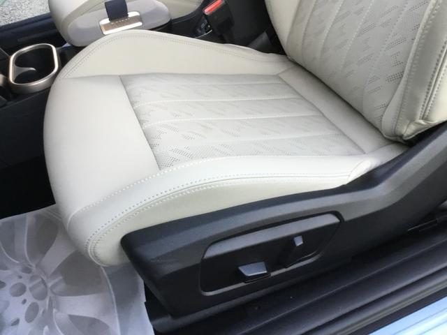 ＭＩＮＩ クーパーＣ　フェイバリット・トリム　弊社展示試乗車　認定中古車　禁煙車　Ｍパッケージ　プライバシーガラス　電動シート　ハーマンカードンスピーカー　ＦＡＶＯＵＲＥＤ　ＴＲＩＭ　ステアリングホイールヒーター　オーシャンウェブグリーン（43枚目）