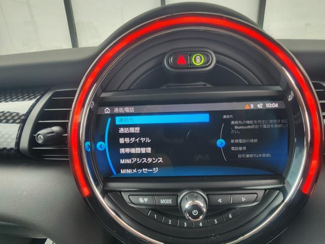 MINI クーパーS 弊社1オーナー禁煙車 ミッドナイトブラック ペッパーパッケージ カメラパッケージ 17インチコスモススポークホイール ACC 衝突被害軽減ブレーキ リアガラスフィルム施工 純正ETC(30枚目)