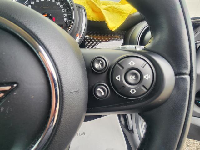 MINI クーパーS 弊社1オーナー禁煙車 ミッドナイトブラック ペッパーパッケージ カメラパッケージ 17インチコスモススポークホイール ACC 衝突被害軽減ブレーキ リアガラスフィルム施工 純正ETC(35枚目)