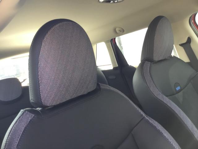 ＭＩＮＩ クーパーＣ　クラシック・トリム　弊社レンタＵＰ　ＣＬＡＳＳＩＣ　ＴＲＩＭ　認定中古車　禁煙車両　ステアリングホイールヒーター　チリレッド／ホワイトルーフ　シートヒーター　ドライビングアシストプラス（35枚目）