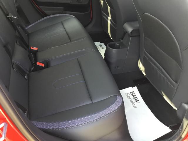 ＭＩＮＩ クーパーＣ　クラシック・トリム　弊社レンタＵＰ　ＣＬＡＳＳＩＣ　ＴＲＩＭ　認定中古車　禁煙車両　ステアリングホイールヒーター　チリレッド／ホワイトルーフ　シートヒーター　ドライビングアシストプラス（42枚目）