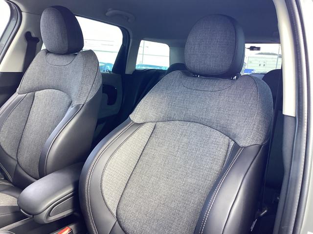 MINI クーパーD クロスオーバー エッセンシャル・トリム 弊社ワンオーナー 認定中古車 禁煙車 クラッシックトリム フロントシートヒーター 18インチアルミホイル ムーンウォークグレー/ブラックルーフ(37枚目)