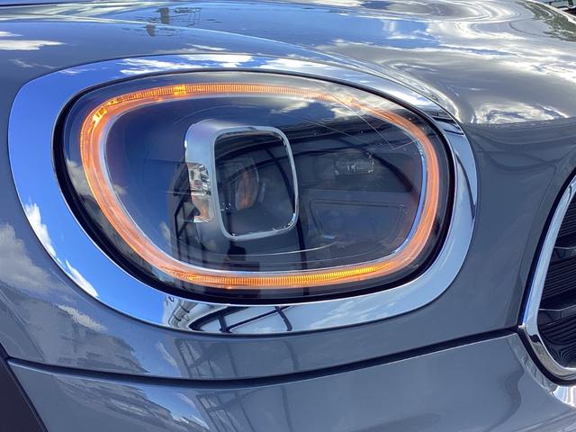 MINI クーパーD クロスオーバー エッセンシャル・トリム 弊社ワンオーナー 認定中古車 禁煙車 クラッシックトリム フロントシートヒーター 18インチアルミホイル ムーンウォークグレー/ブラックルーフ(60枚目)