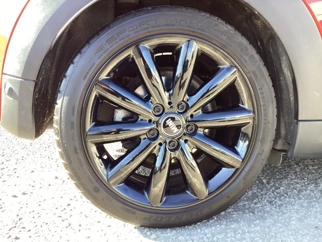 ＭＩＮＩ クーパーＳ　弊社ワンオーナー　認定中古車　チリレッド／ブラックルーフ　１７インチブラックホイル　アクティブクルーズコントロール（9枚目）