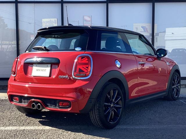 ＭＩＮＩ クーパーＳ　弊社ワンオーナー　認定中古車　チリレッド／ブラックルーフ　１７インチブラックホイル　アクティブクルーズコントロール（21枚目）
