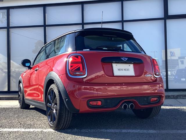 ＭＩＮＩ クーパーＳ　弊社ワンオーナー　認定中古車　チリレッド／ブラックルーフ　１７インチブラックホイル　アクティブクルーズコントロール（23枚目）