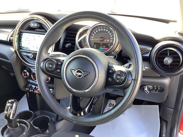 ＭＩＮＩ クーパーＳ　弊社ワンオーナー　認定中古車　チリレッド／ブラックルーフ　１７インチブラックホイル　アクティブクルーズコントロール（28枚目）