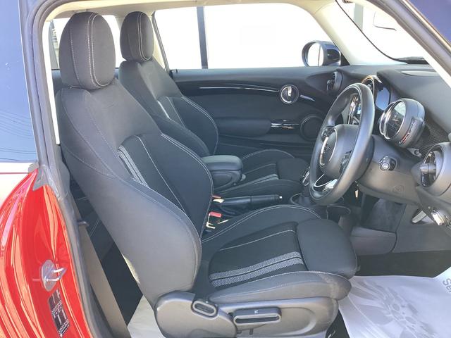 ＭＩＮＩ クーパーＳ　弊社ワンオーナー　認定中古車　チリレッド／ブラックルーフ　１７インチブラックホイル　アクティブクルーズコントロール（31枚目）