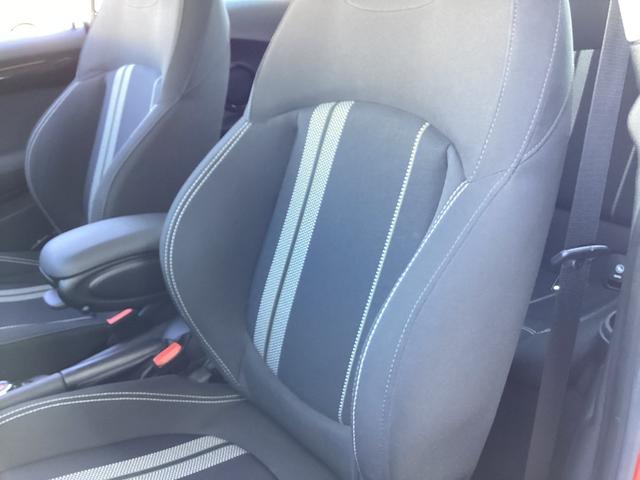 ＭＩＮＩ クーパーＳ　弊社ワンオーナー　認定中古車　チリレッド／ブラックルーフ　１７インチブラックホイル　アクティブクルーズコントロール（38枚目）