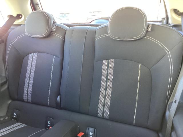 ＭＩＮＩ クーパーＳ　弊社ワンオーナー　認定中古車　チリレッド／ブラックルーフ　１７インチブラックホイル　アクティブクルーズコントロール（43枚目）