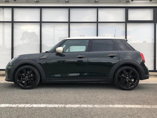 正規ディラーだからアフターも安心♪お問い合わせは和歌山ＢＭＷ／ＭＩＮＩ　和歌山　０７３−４８８−１０２９まで！