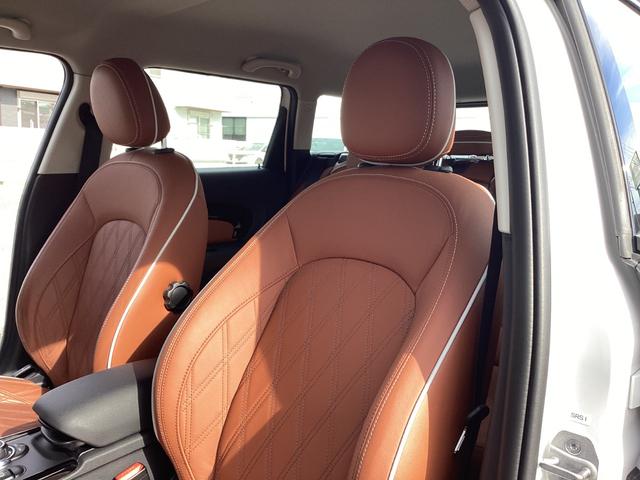 ＭＩＮＩ クーパーＳクラブマンプレミアム＋Ｐクラシック・トリム　弊社ワンオーナー　禁煙車　認定中古車　シートヒーター　１８インチアルミ　バックカメラ　　レザーチェスターモルトブラウン（37枚目）