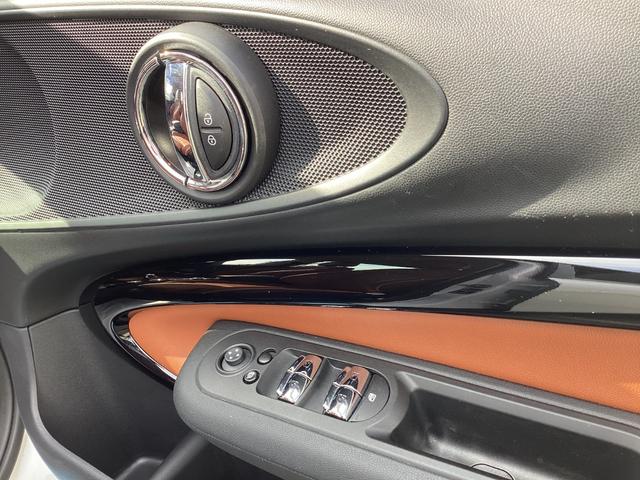 ＭＩＮＩ クーパーＳクラブマンプレミアム＋Ｐクラシック・トリム　弊社ワンオーナー　禁煙車　認定中古車　シートヒーター　１８インチアルミ　バックカメラ　　レザーチェスターモルトブラウン（49枚目）