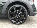 クーパー　レゾリュート・エディション　弊社ワンオーナー　認定中古車　シートヒーター　禁煙車両　レベルグリーン／ホワイトルーフ　スポーツシート　ランフラットタイヤ　リアガラスフィルム施工済み（13枚目）
