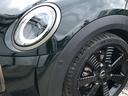 クーパー　レゾリュート・エディション　弊社ワンオーナー　認定中古車　シートヒーター　禁煙車両　レベルグリーン／ホワイトルーフ　スポーツシート　ランフラットタイヤ　リアガラスフィルム施工済み（59枚目）