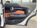 クーパーＳクラブマンプレミアム＋Ｐクラシック・トリム　弊社ワンオーナー　禁煙車　認定中古車　シートヒーター　１８インチアルミ　バックカメラ　　レザーチェスターモルトブラウン（47枚目）