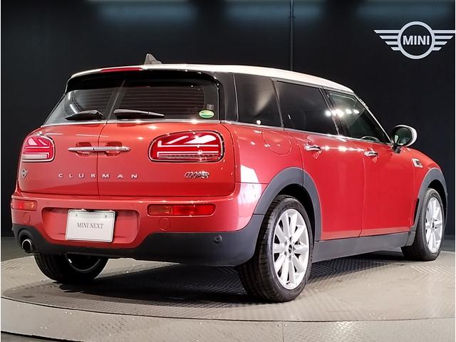 ＭＩＮＩ クーパー　クラブマン　・ワンオーナー・バックカメラ・追従型クルコン・純正ＨＤＤナビ・ホワイトルーフ・ユニオンジャックテール・障害物センサー・衝突軽減ブレーキ・ＬＥＤヘッドライト・純正１７インチアルミ・Ｂｌｕｅｔｏｏｔｈ接続（14枚目）