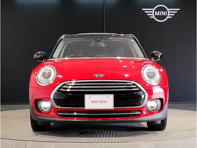 ＭＩＮＩ クーパーＤ　クラブマン　・バックカメラ・追従型クルーズコントロール・ペッパーパッケージ・障害物センサー・衝突被害軽減ブレーキ・純正ＨＤＤナビ・純正１７インチアルミ・ＬＥＤヘッドライト・ミラーＥＴＣ・ブラックルーフ・Ｆ５４・（6枚目）