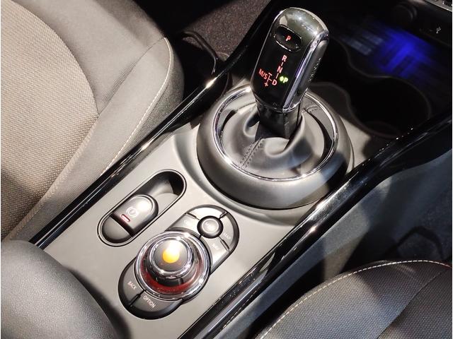 ＭＩＮＩ 　２年保証付　ワンオーナー　シートヒーター　バックカメラ　アクティブクルーズコントロール　純正ＨＤＤナビ　純正１７インチＡＷ　ＬＥＤライト　ブラックルーフ　障害物センサー　衝突軽減ブレーキ　ミラーＥＴＣ（31枚目）