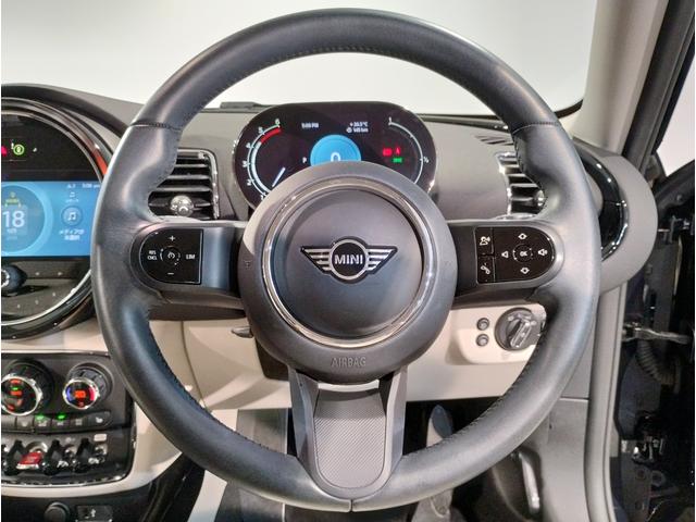 ＭＩＮＩ クーパーＤクラブマンプレミアム＋Ｐクラシック・トリム　ワンオーナー・サテライトグレーレザー・バックカメラ・シートヒーター・クルーズコントロール・ＡｐｐｌｅＣａｒＰｌａｙ・デジタルメーター・クラシックトリム・純正１８ＡＷ・シルバールーフ・衝突軽減ブレーキ（28枚目）