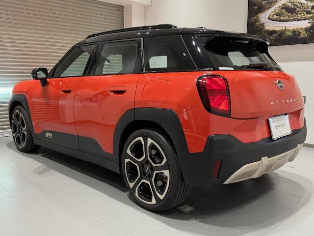 MINI エースマンSE フェイバリット・トリム ・元弊社デモカー・レザーシート・ステアリングヒーター・オプション19インチAW・スポーツステアリング・全周囲カメラ・ヘッドアップディスプレイ・ACC・アンドロイドオート・アップルカープレイ・J05・(74枚目)