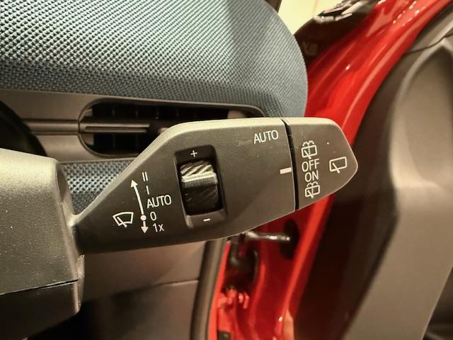 MINI エースマンSE フェイバリット・トリム 元弊社デモカー ヘッドアップディスプレイ アクティブクルーズコントロール 全周囲カメラ フェイバリットトリム シートヒーター ステアリングヒーター ブラックルーフ 純正19AW パーキングアシスト(32枚目)