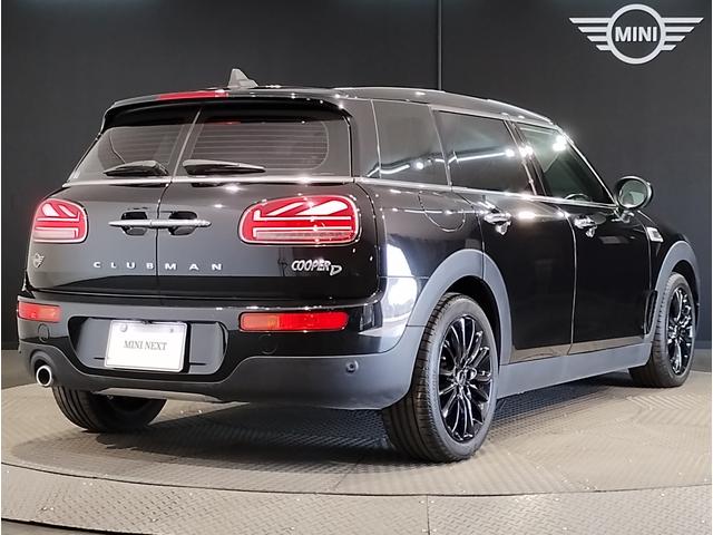 ＭＩＮＩ クーパーＤ　クラブマン　・ワンオーナー・シートヒーター・純正ＨＤＤナビ・アクティブクルーズコントロール・バックカメラ・ハーフレザーシート・障害物センサー・衝突軽減ブレーキ・ＬＥＤライト・純正１７インチＡＷ・後期モデル・Ｆ５４（15枚目）