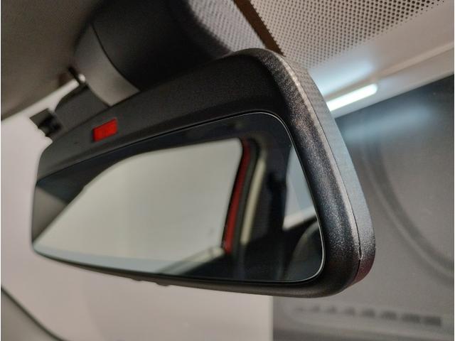 ＭＩＮＩ クーパーＤ　クラブマン　・ワンオーナー・後期モデル・２年保証・バックカメラ・アクティブクルーズコントロール・純正ＨＤＤナビ・障害物センサー・衝突軽減ブレーキ・ＬＥＤライト・純正１７インチアルミ・スマートキー・ユニオンジャック（60枚目）